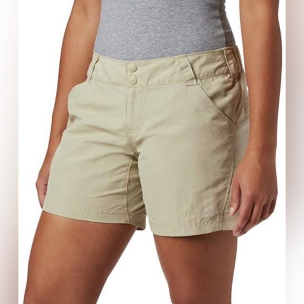 Columbia Coral Point II Shorts; Size S